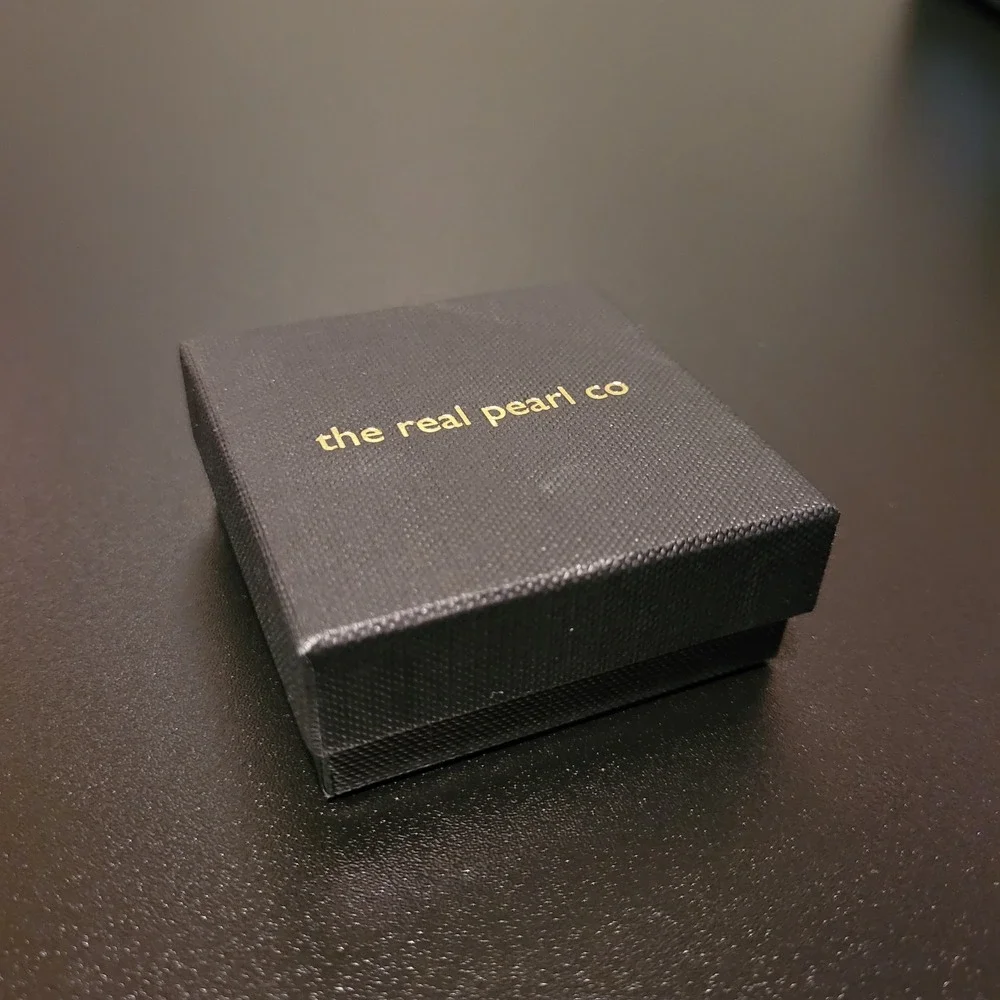 The Real Pearl Co. Small Square Jewelry Gift Box, Black Gold